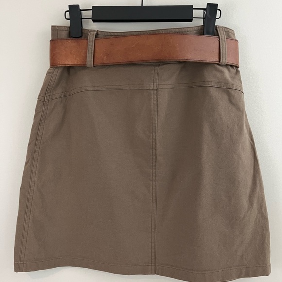 Theory Brown Khaki Skirt with Leather Belt Size 6 - Picture 2 of 8